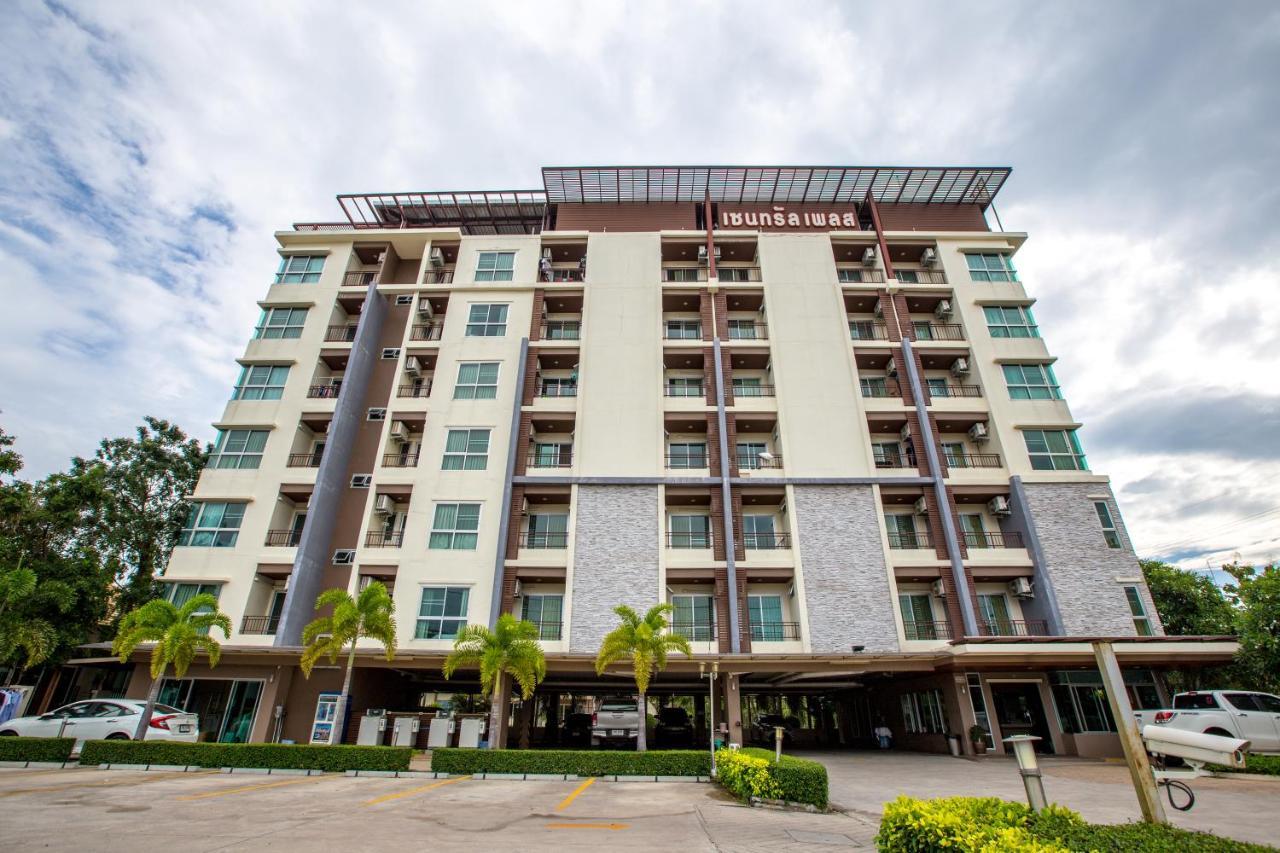Central Place Serviced Apartment Chonburi Luaran gambar
